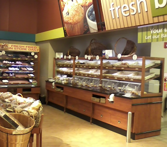 bakery retail displays