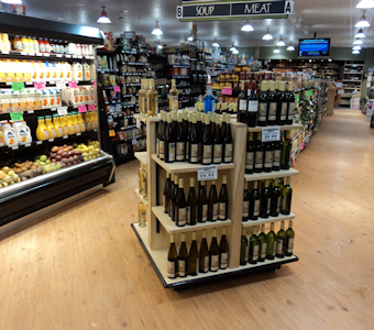 wine display fixtures, beer/wine/liquor retail displays