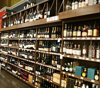 wine merchandising fixtures, beer displays
