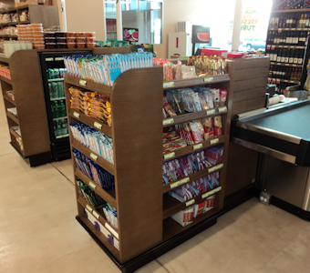 checkout retail displays and fixtures